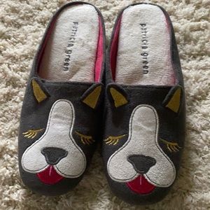 Beautiful reindeer dressy slippers